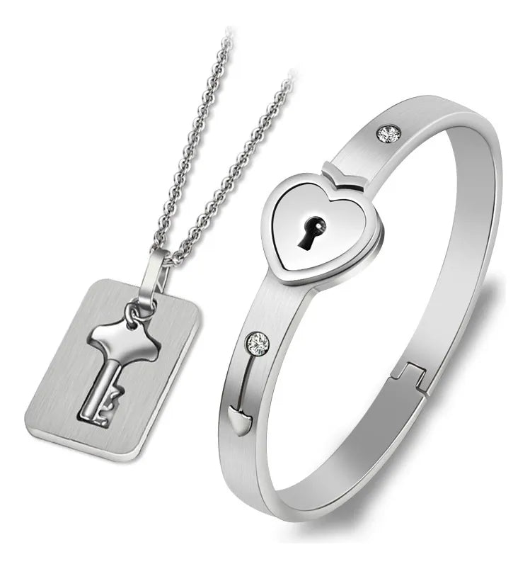 SET AMOR ETERNO: COLLAR + PULSERA CON PROYECCIÓN "TE AMO".